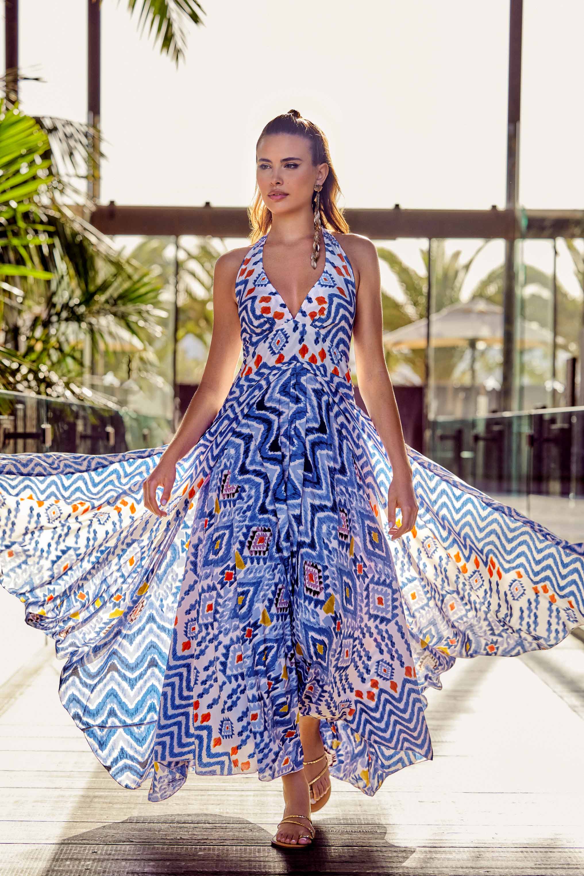 ABITO LUNGO CON SCOLLO ALL'AMERICANA LIZZIE