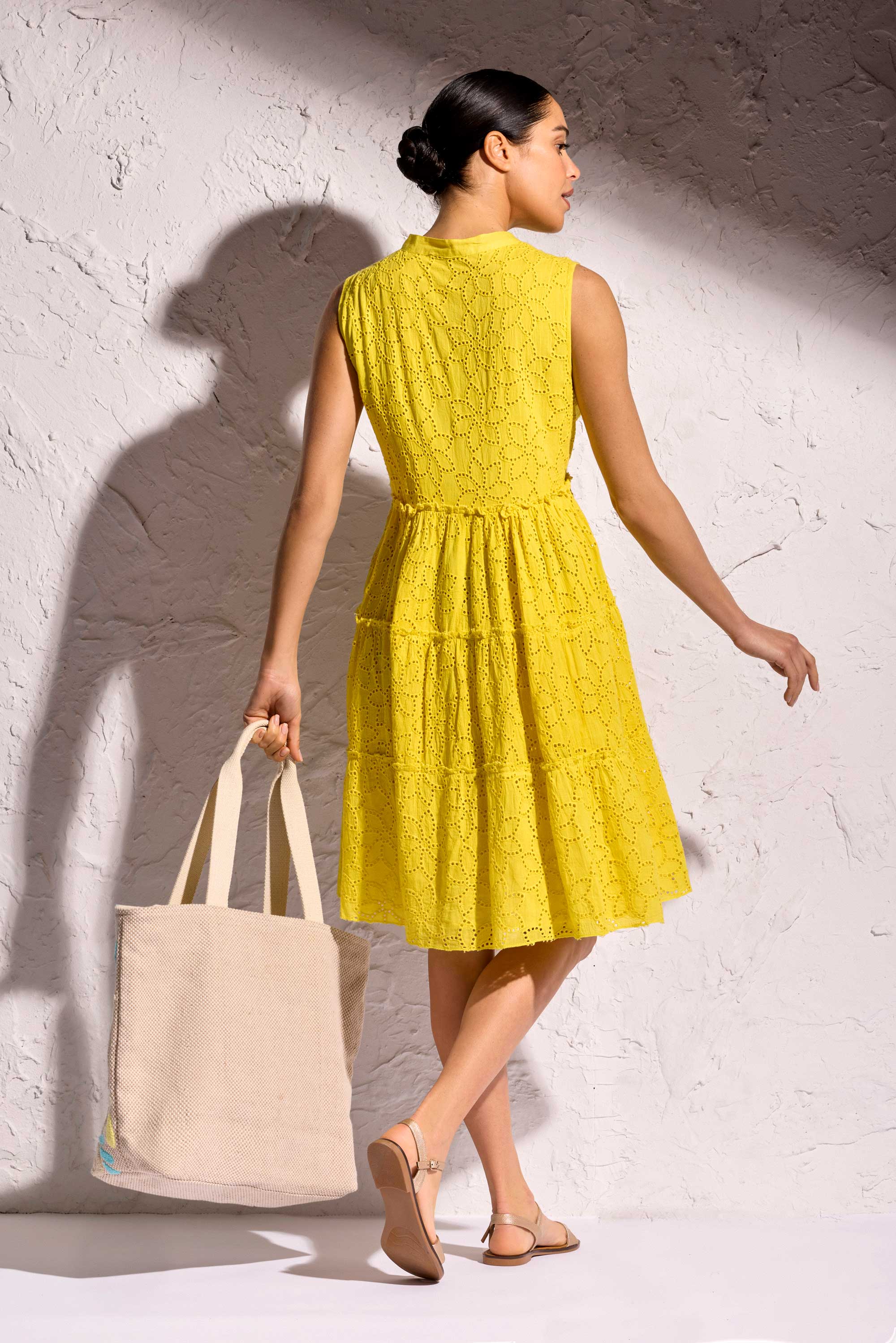 ABITO SMANICATO IN PIZZO KAYLA - Image 3