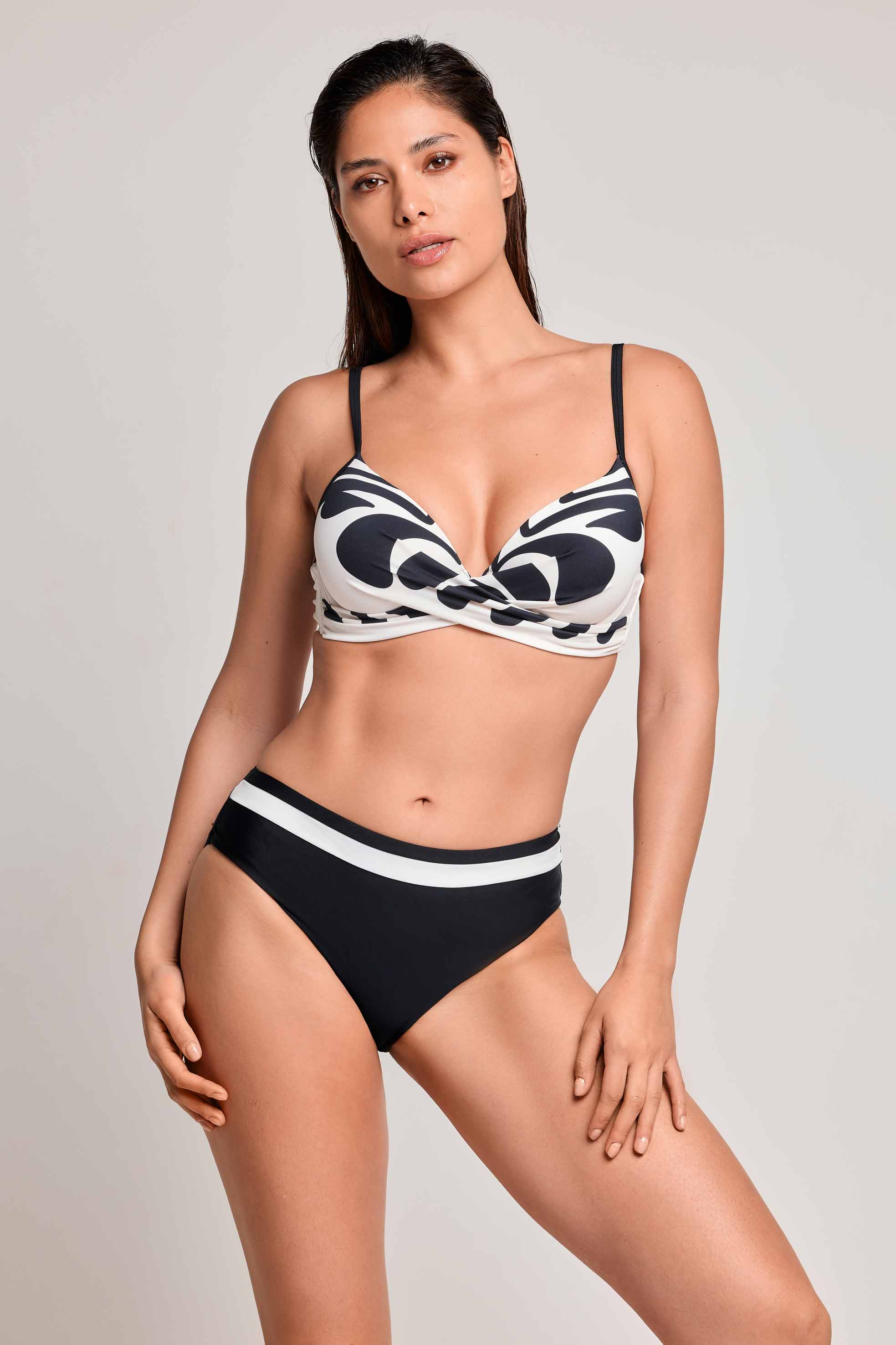 BIKINI PUSH-UP CON FERRETTO KELLY - Image 2