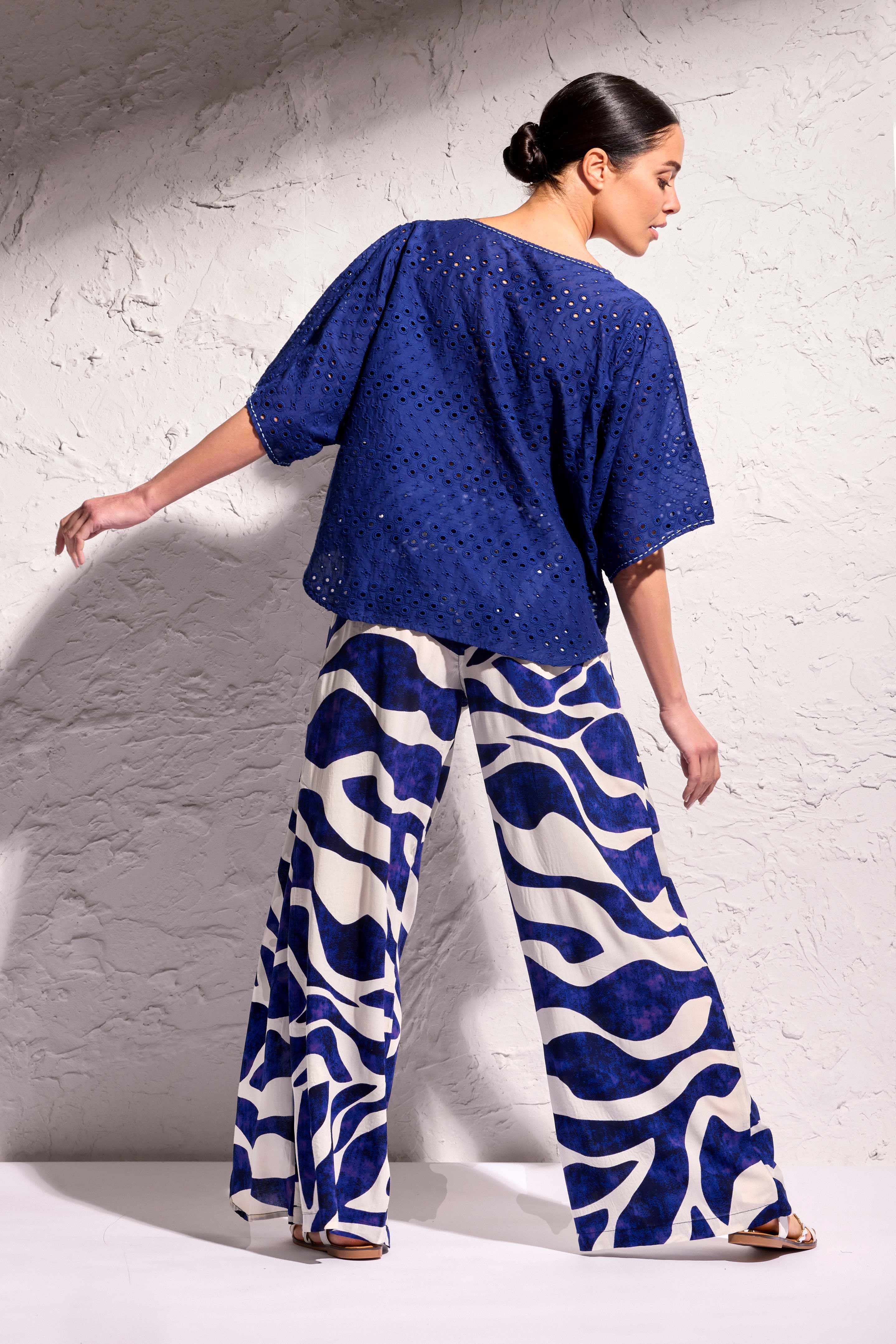 BLUSA A MANICHE CORTE EXILIA - Image 2