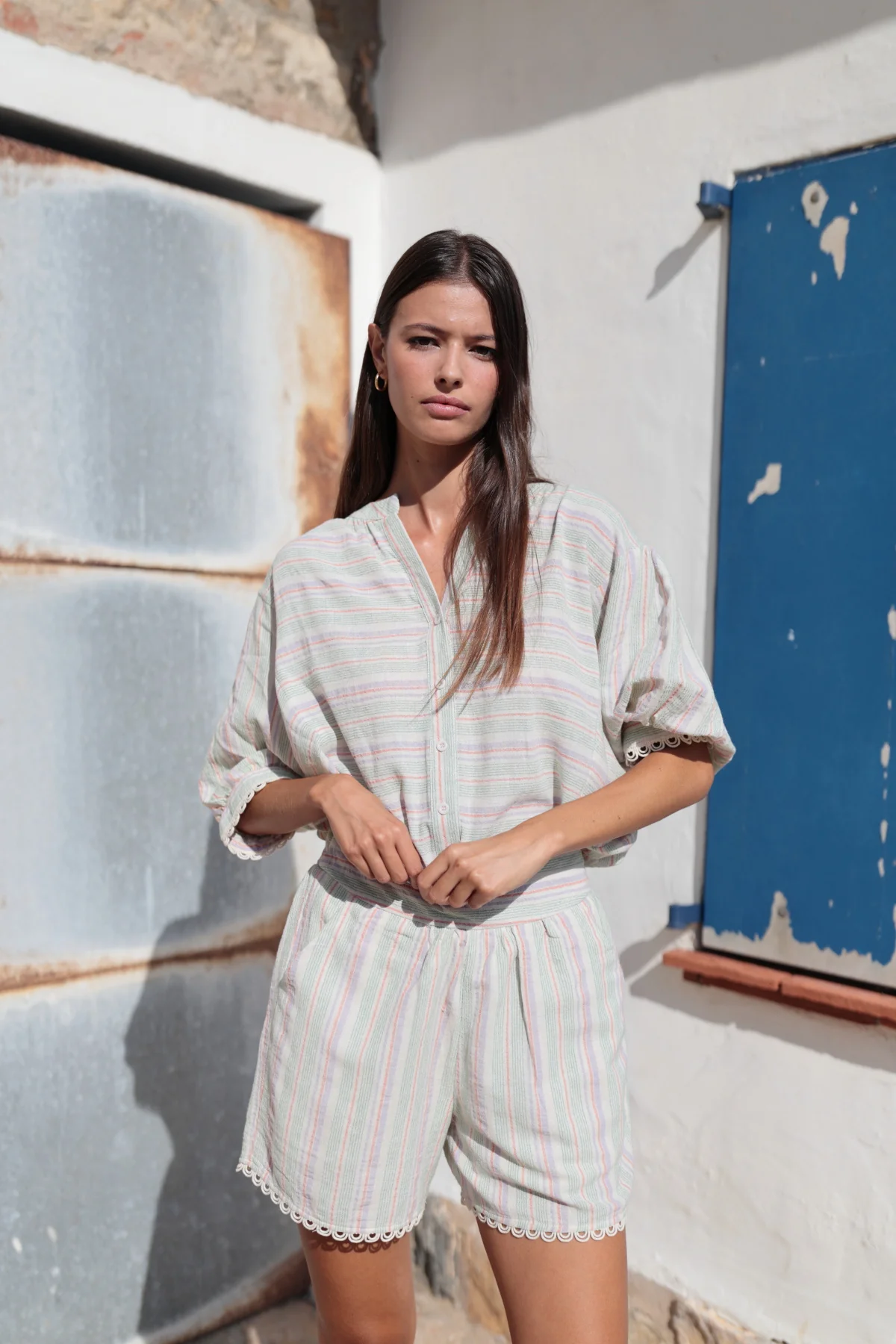 BLUSA A RIGHE CON MERLETTI