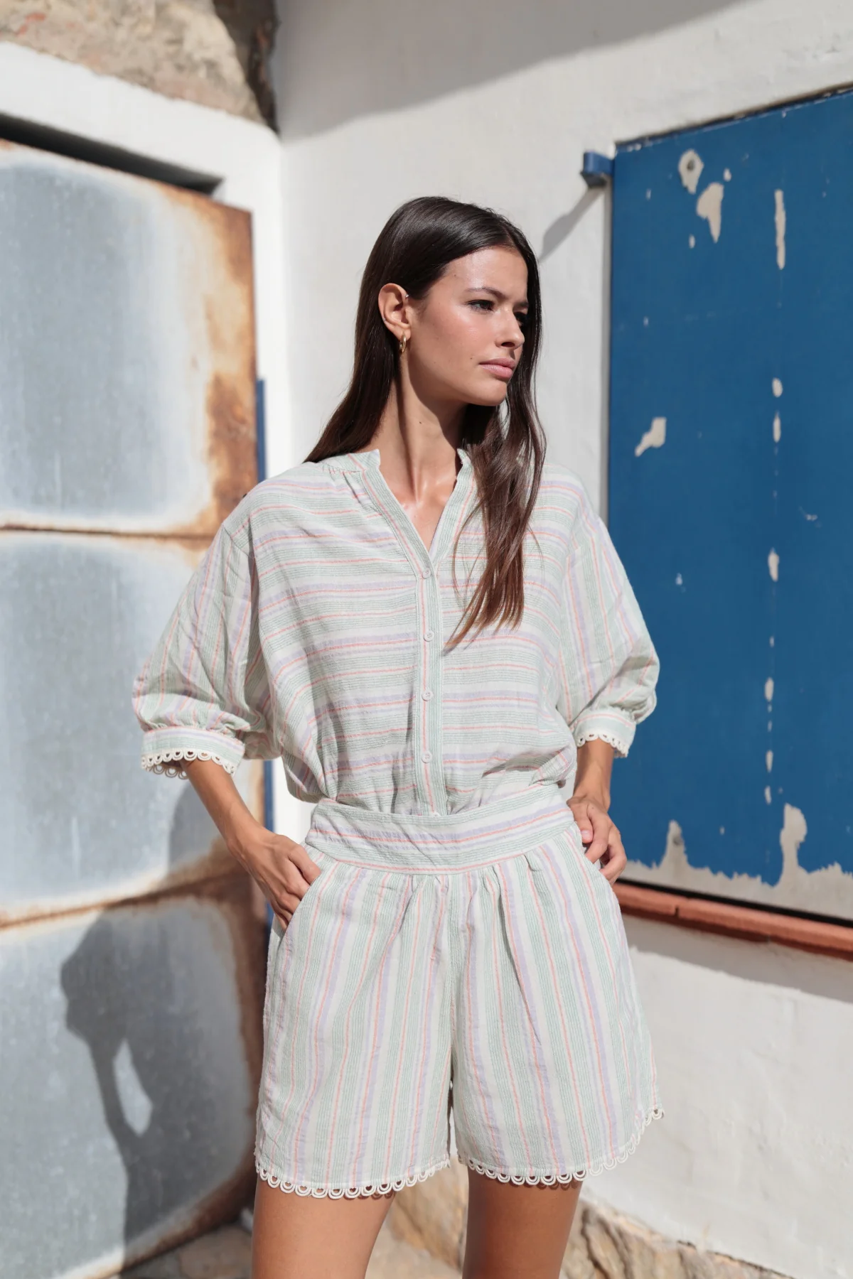 BLUSA A RIGHE CON MERLETTI - Image 2