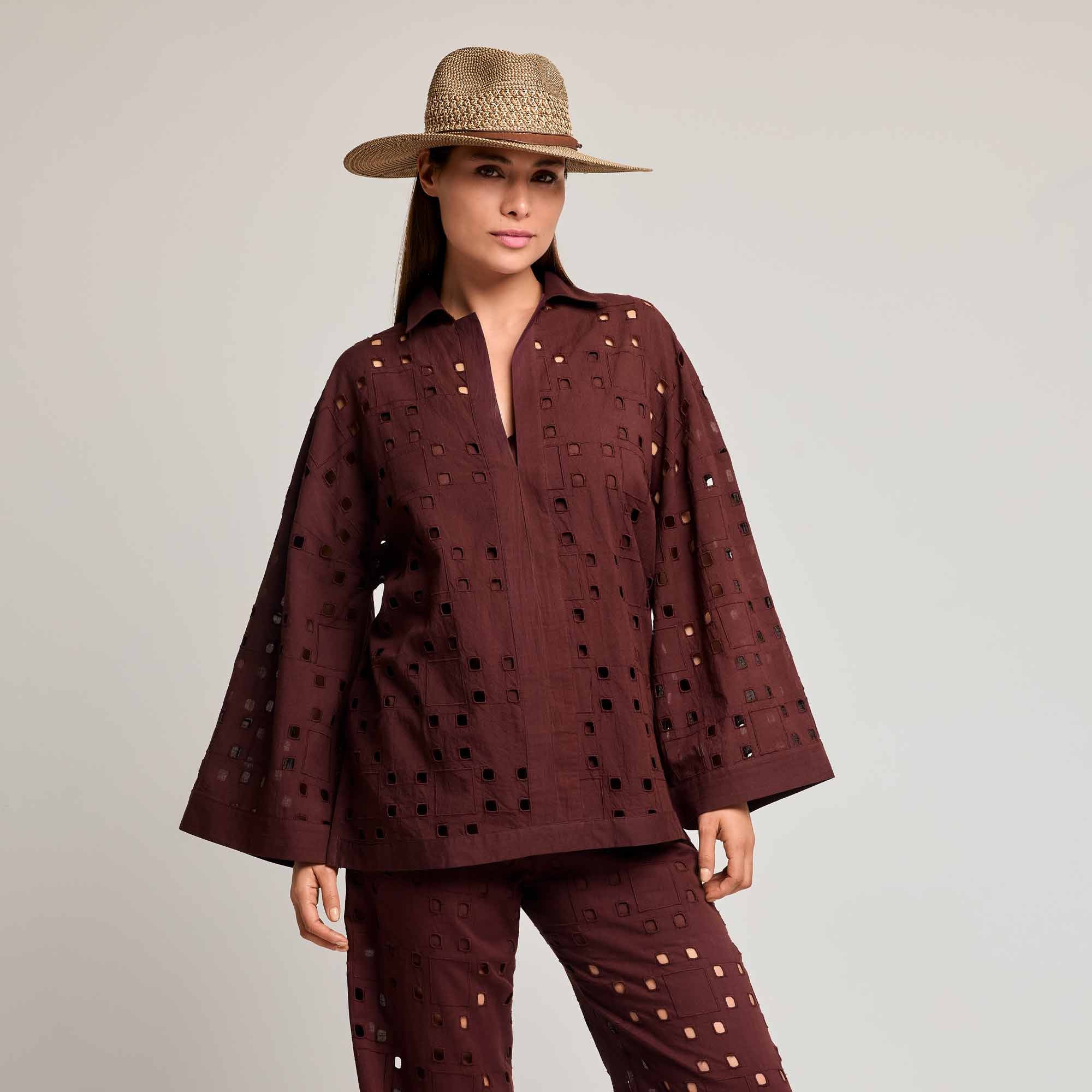 BLUSA IN SANGALLO GEOMETRICO PIA - Image 3