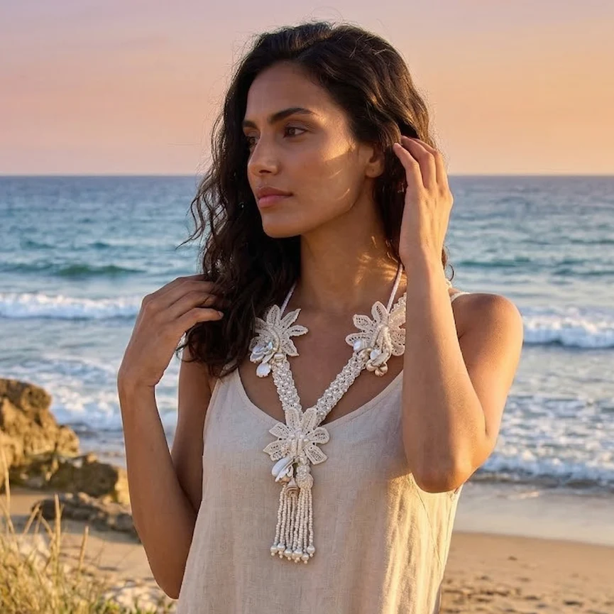 COLLANA MULTIFILI E FIORI