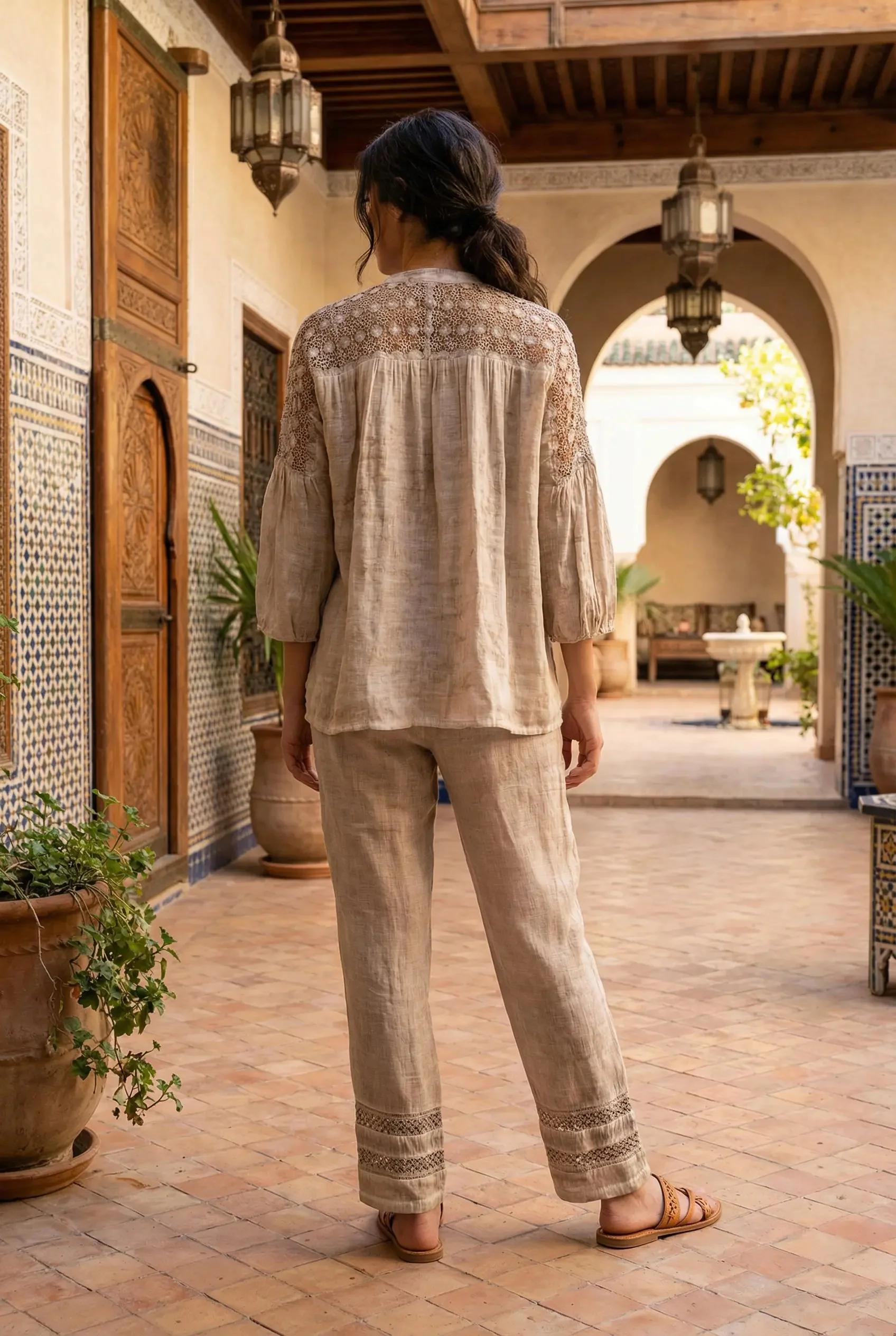 PANTALONI CON INTARSI - Image 2