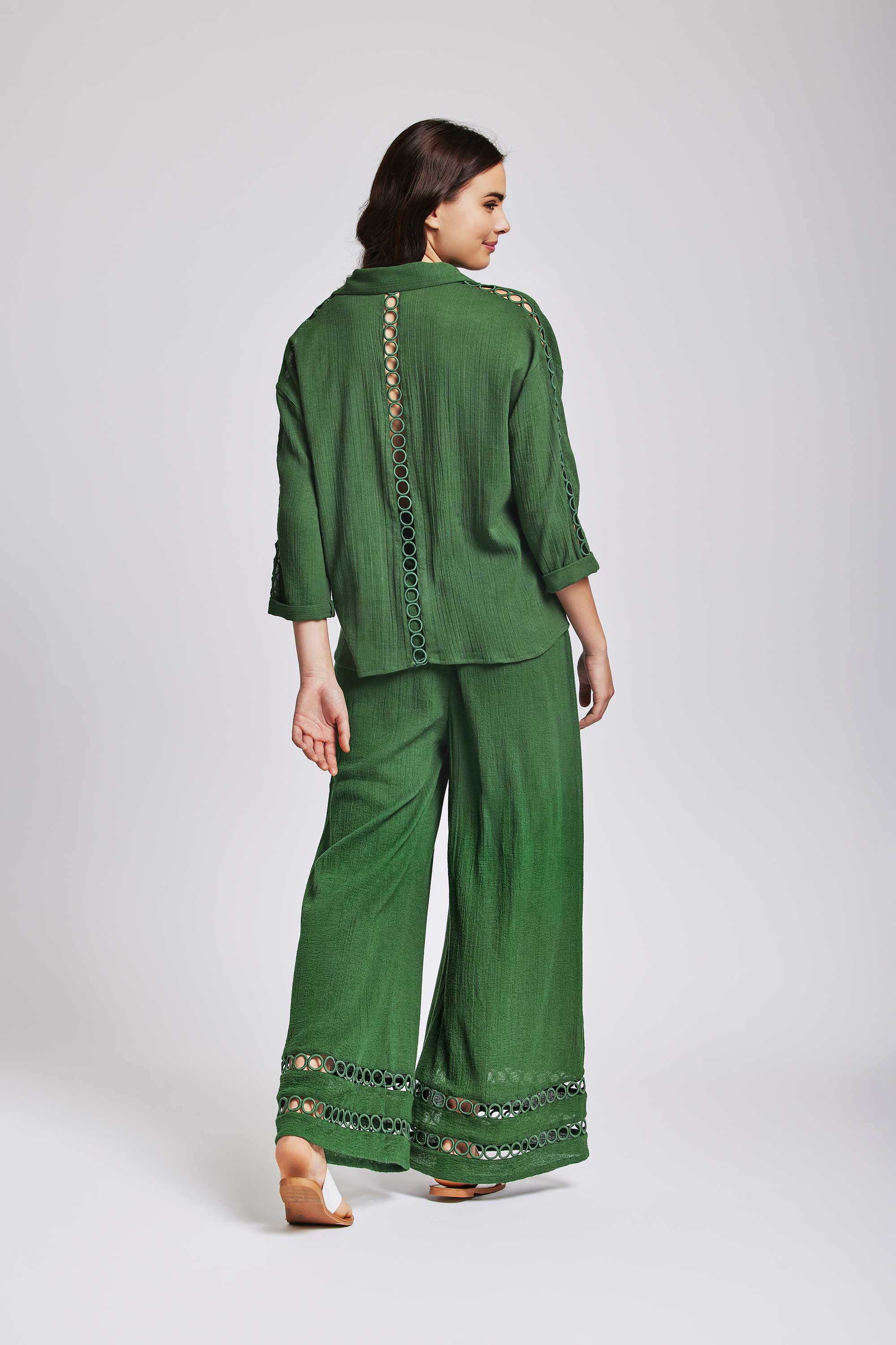 PANTALONI PALAZZO CON MERLETTI INTARSIATI - Image 4