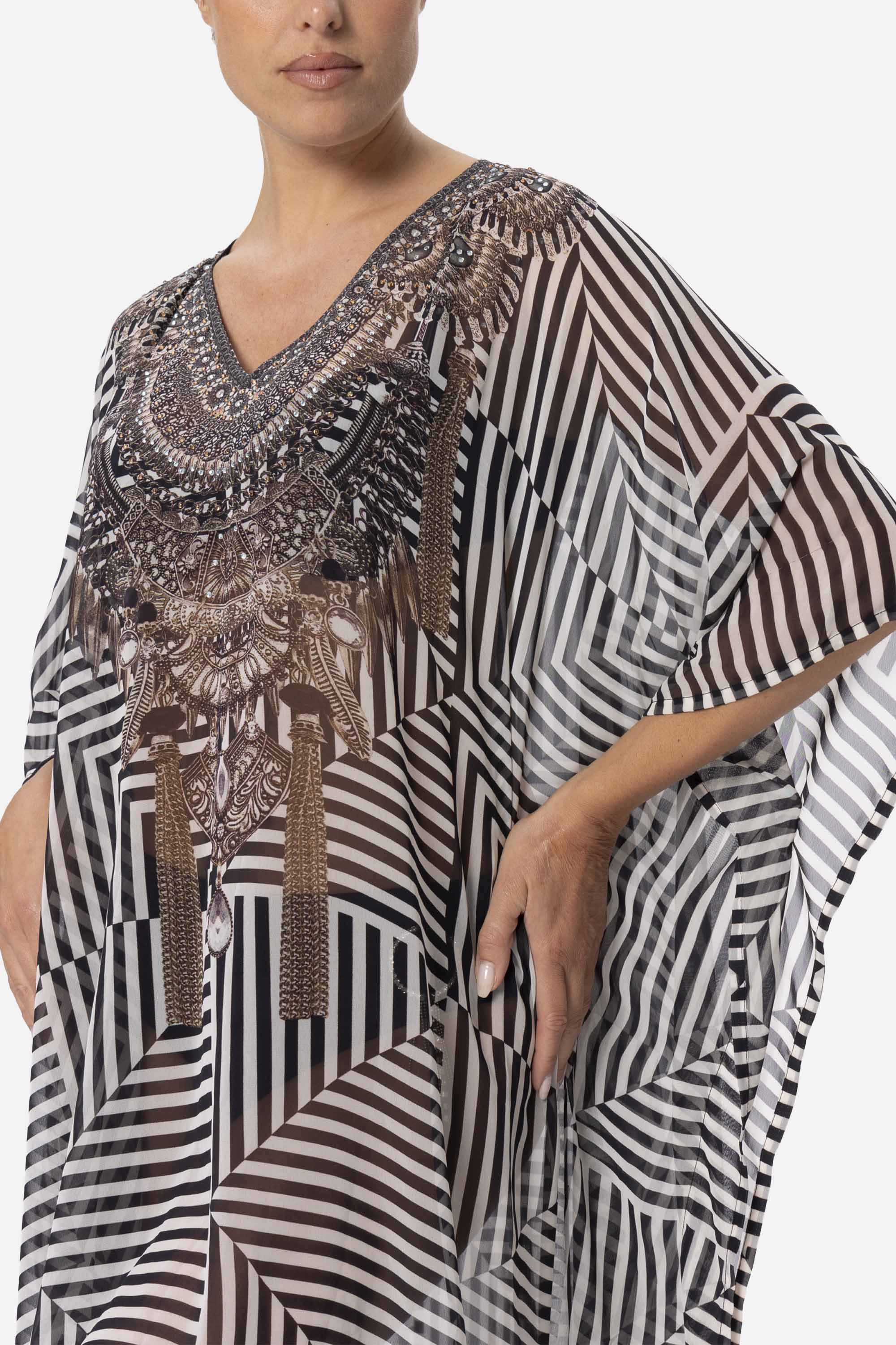PONCHO CON SPACCHI LATERALI GILDA - Image 4