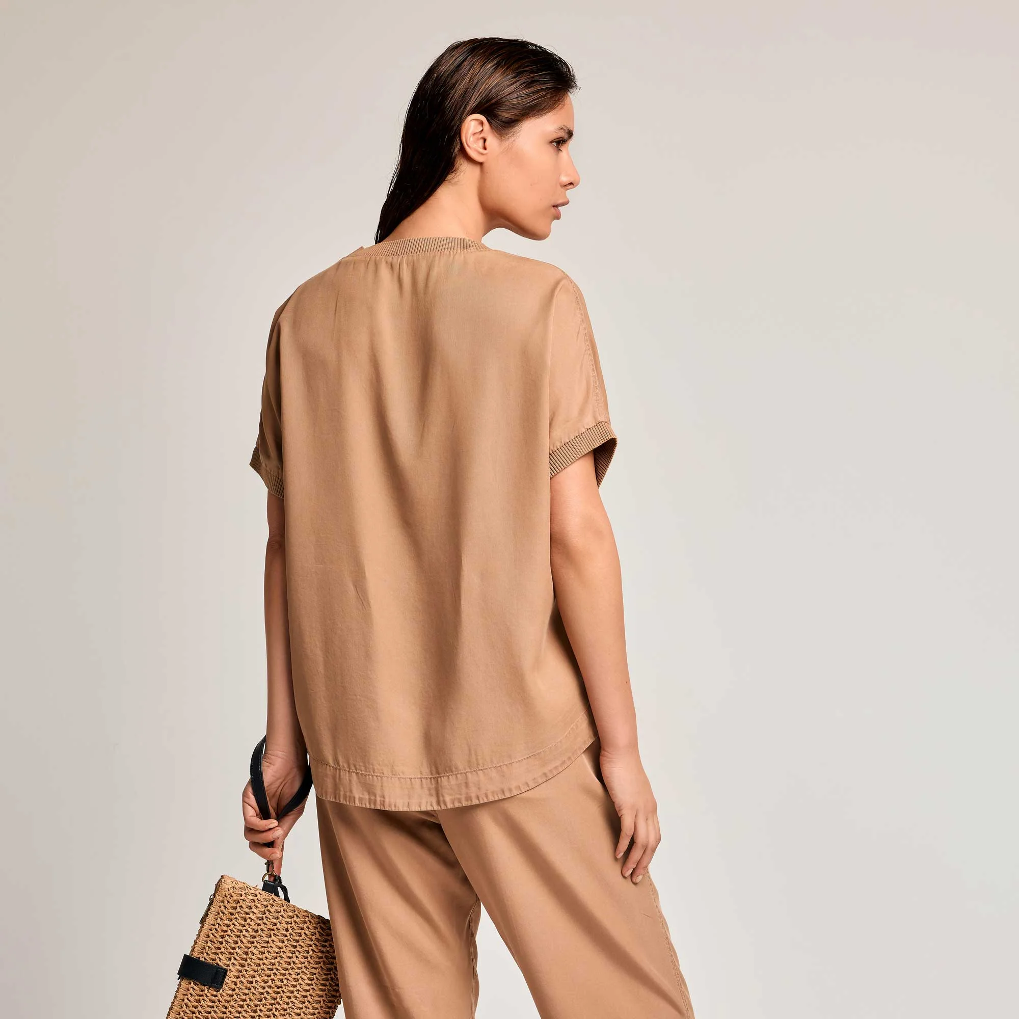 T-SHIRT IMELDA - Image 7
